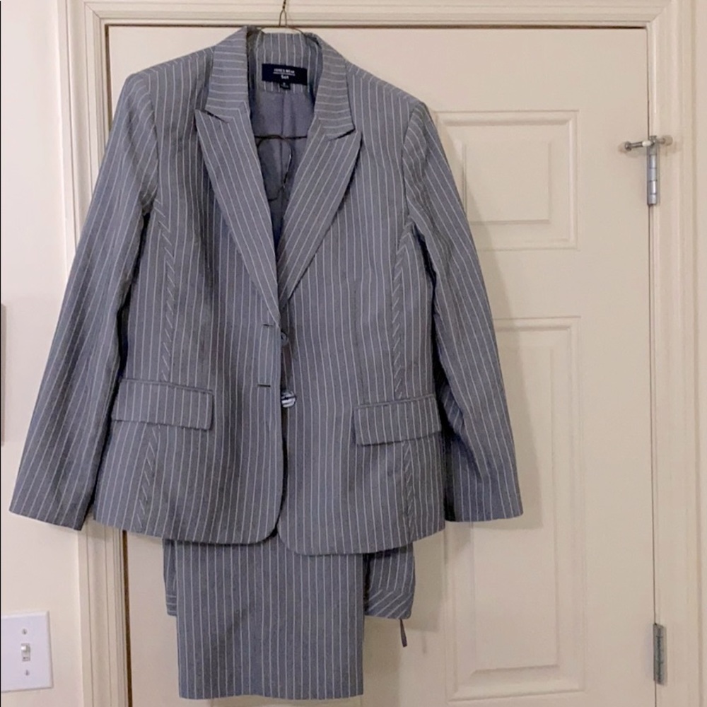 ladies Gray and White Pinstripe Pantsuit
